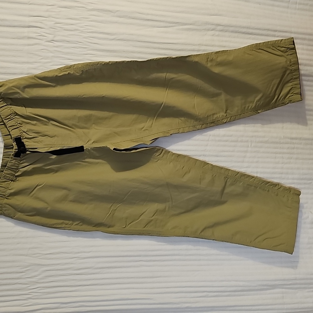 TravelSmith Men's Light‎ Khaki Nylon Pants